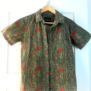 Wildfang Green and Red Floral Casual Shirt